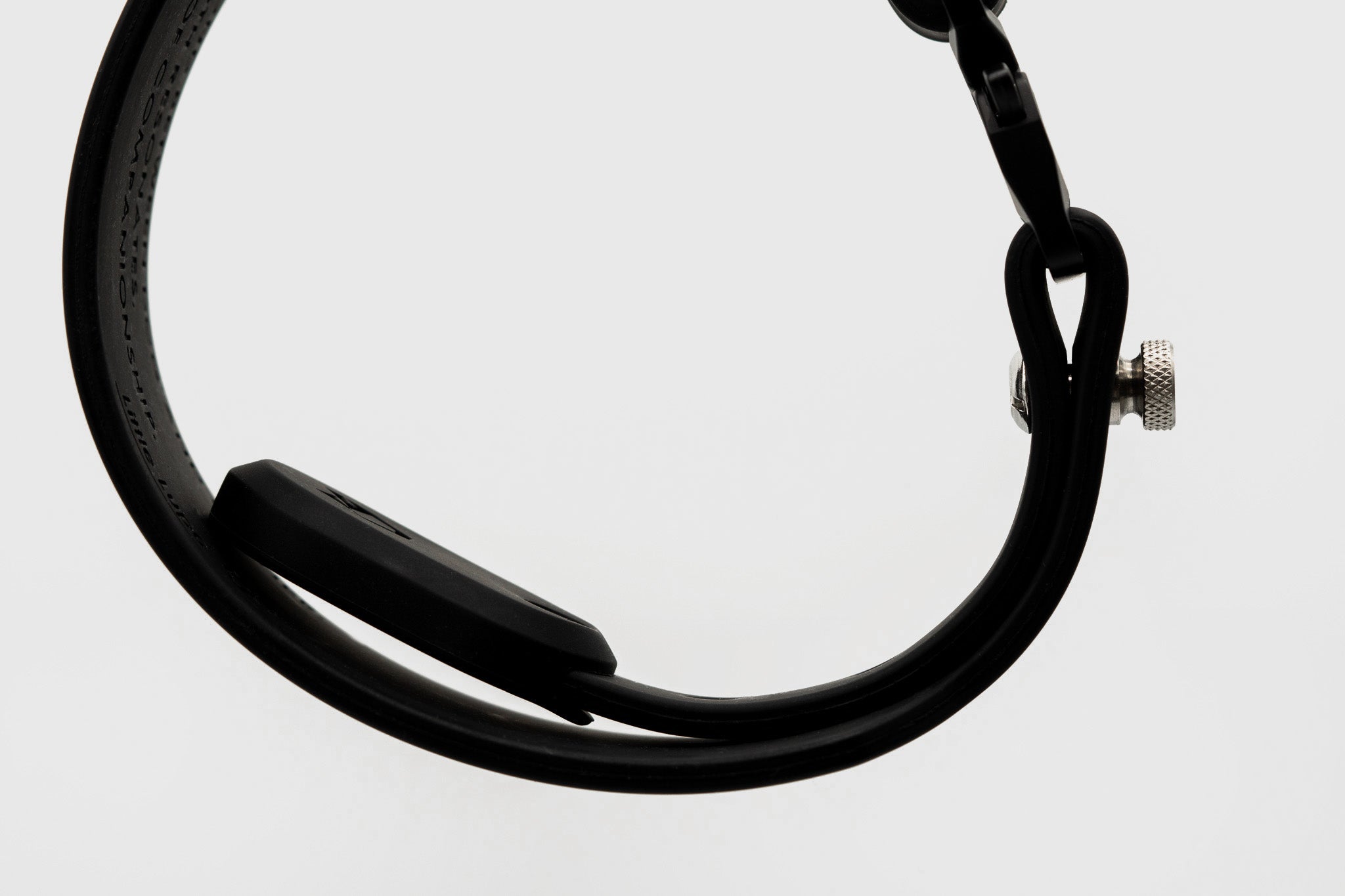 Little Lupo AirTag Holder secured on a dog collar, providing a side view of its waterproof design and the robust connection for ultimate pet tracking protection.