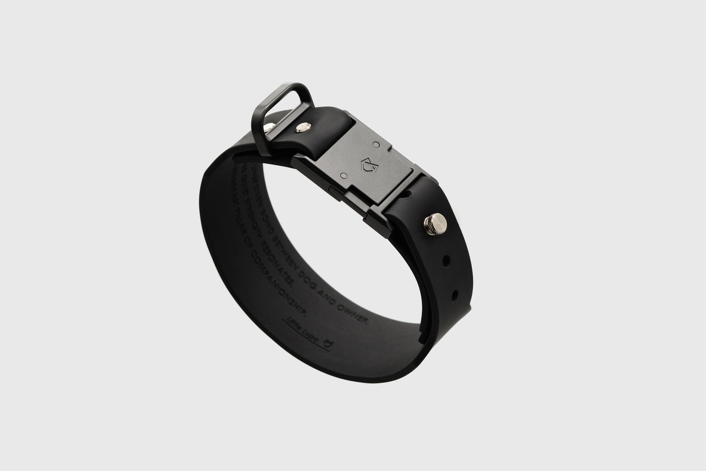 Minimal black waterproof dog collar with matte metal buckle, modern design by Little Lupo