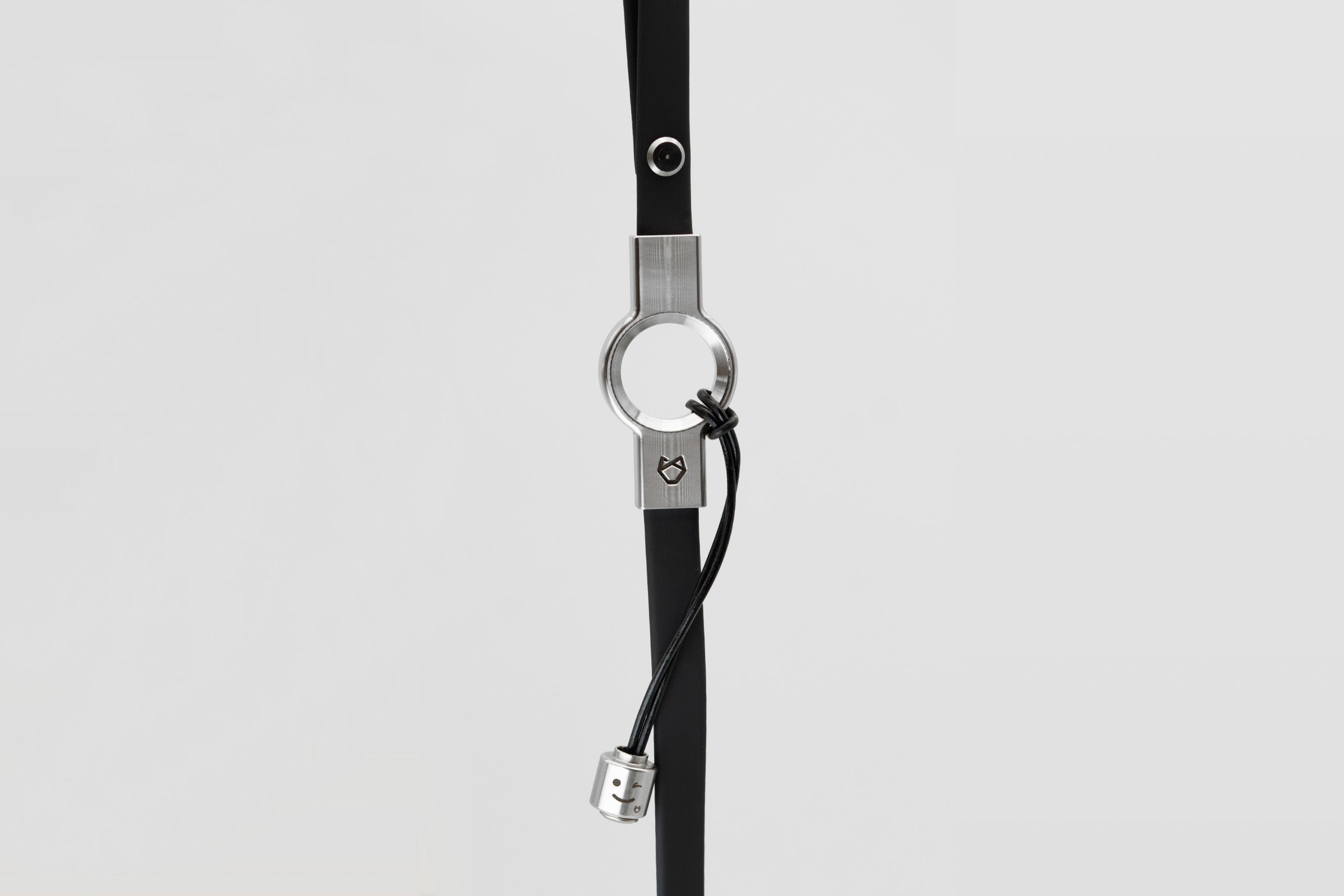 Leash L1