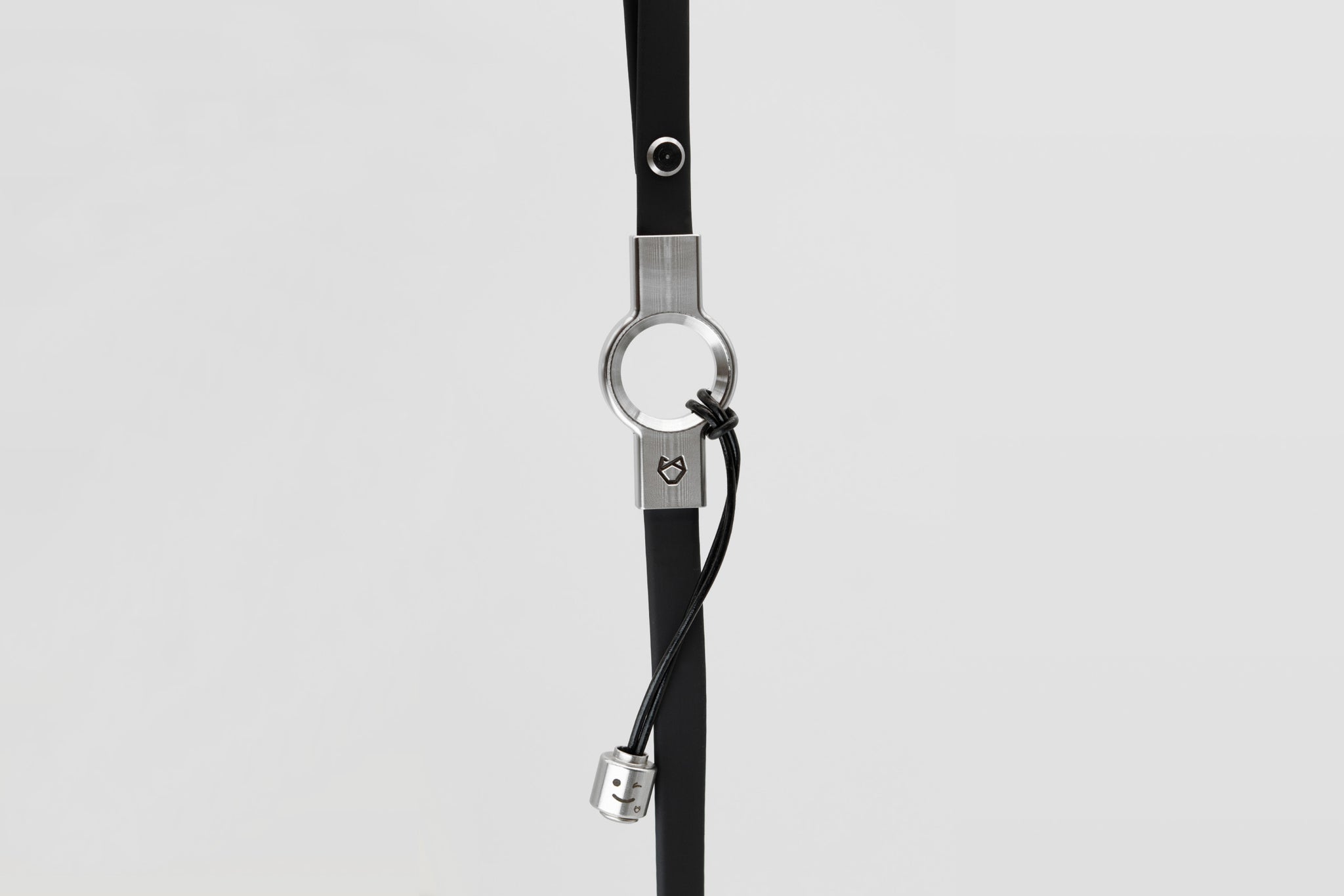 Leash L1